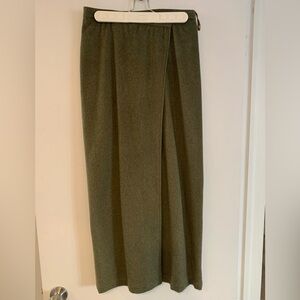 M.A.G. skirt in wool and cashmere